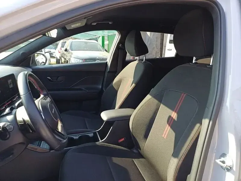 Usata Hyundai Kona N Line 120 CV (88 kW) 2024 Grigio SUV