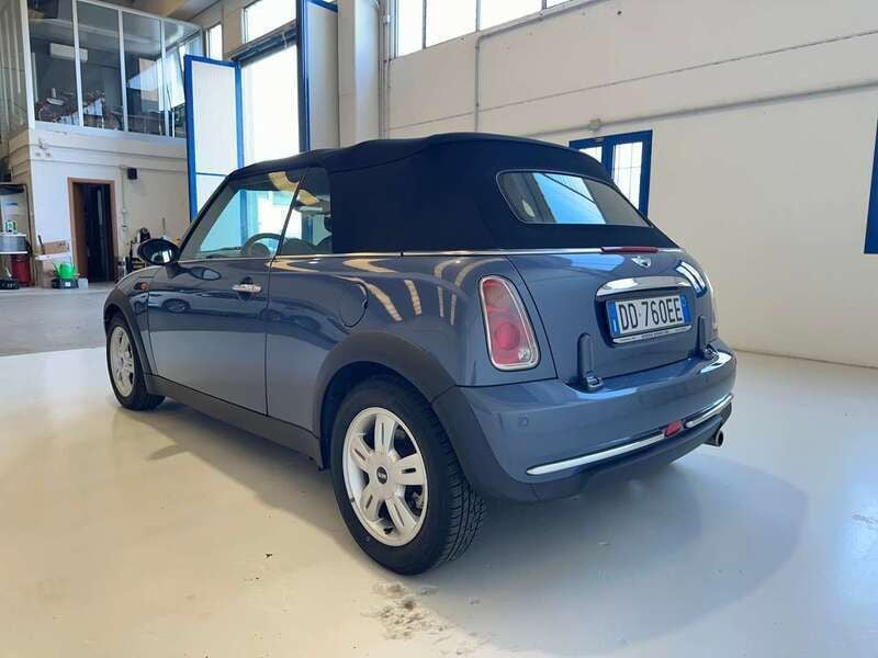 Usata Mini One Cabriolet 90 CV (66 kW) 2006 Blu/azzurro Cabrio