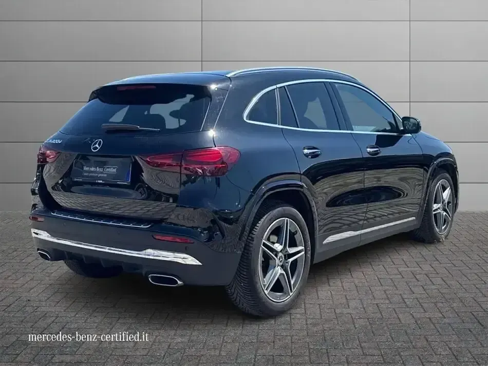 Usata Mercedes GLA200 Advanced Plus 150 CV (110 kW) 2024 Nero SUV