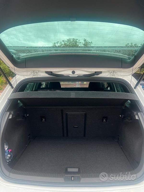 Usata VW Golf VII R-line 115 CV (84 kW) 2019 Bianco Berlina