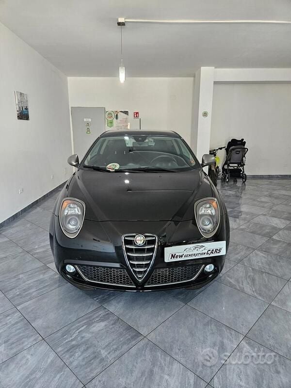 Nero Usata 2013 Alfa Romeo MiTo Progression Due volumi | 6990 € (Buon prezzo) - Immagine 1/4
