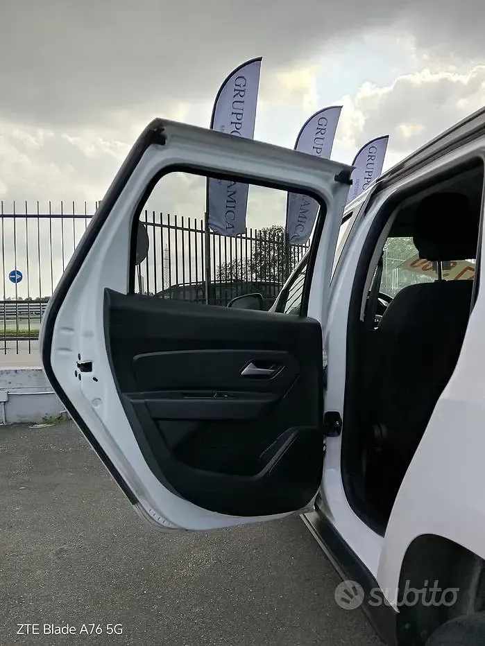Usata Dacia Duster Acces 101 CV (74 kW) 2023 Bianco SUV