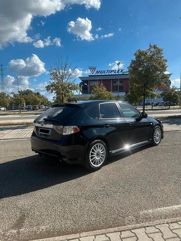 Usata Subaru Impreza 2010 Nero Berlina