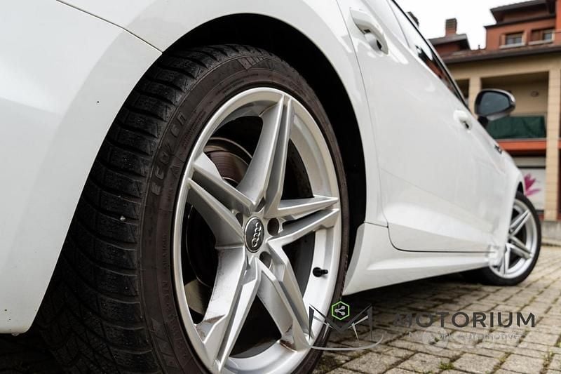 Usata Audi A5 S-Line 190 CV (139 kW) 2019 Bianco Coupé
