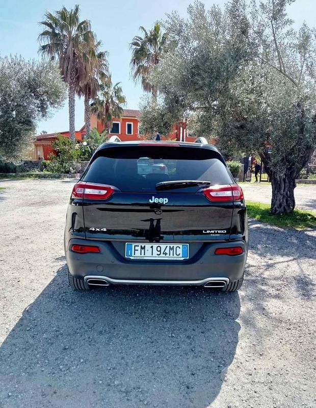 Usata Jeep Cherokee 200 CV (147 kW) 2018 SUV