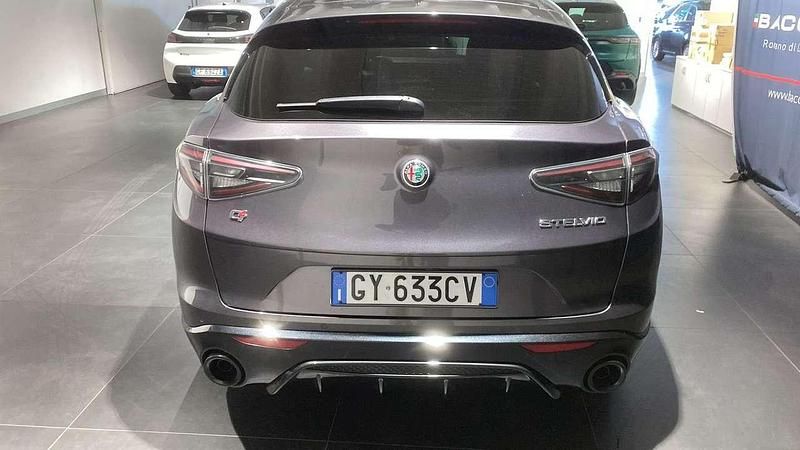 Usata Alfa Romeo Stelvio Veloce 209 CV (153 kW) 2025 Grigio SUV