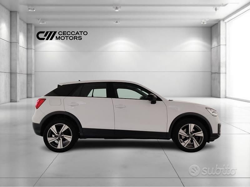 Usata Audi Q2 Business 116 CV (85 kW) 2019 Bianco SUV