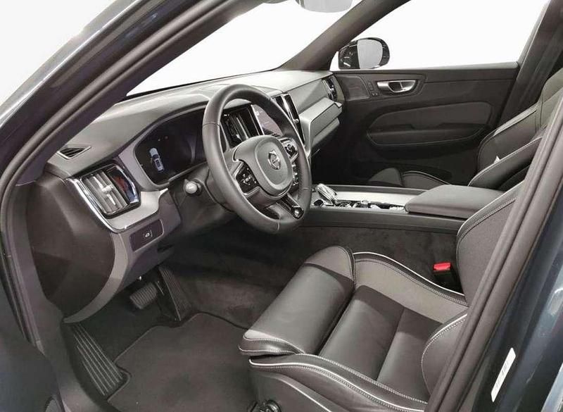 Usata Volvo XC60 R-Design 197 CV (144 kW) 2023 Grigio SUV