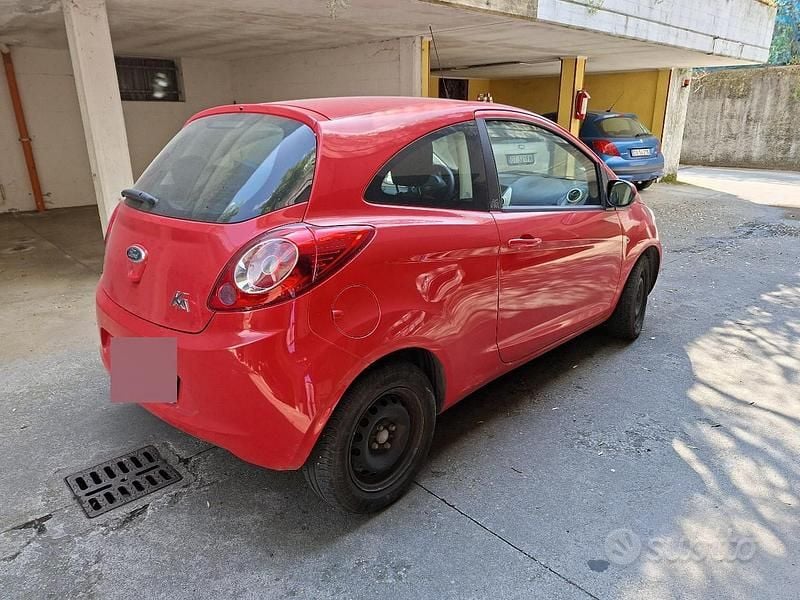 Usata Ford Ka 69 CV (50 kW) 2010 Rosso Utilitaria