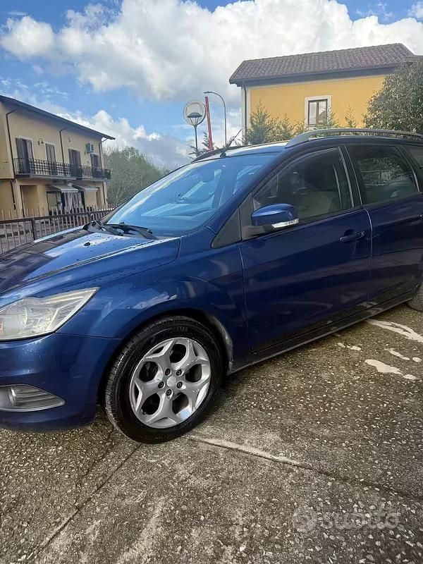 Usata Ford Focus 108 CV (79 kW) 2008 Blu Station wagon