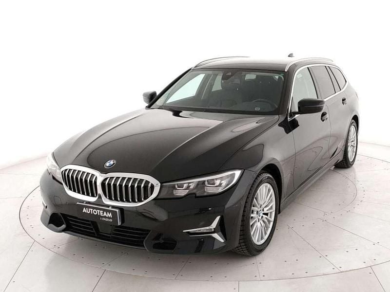 Nero metallizato Usata 2021 BMW 318 Luxury Line Station wagon | 23.000 € (Ottimo prezzo) - Immagine 1/4