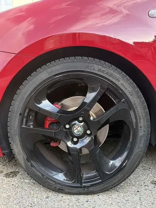Usata Alfa Romeo MiTo Distinctive 135 CV (99 kW) 2009 Rosso Utilitaria