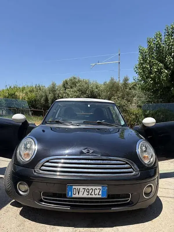 Usata Mini Cooper Pepper 120 CV (88 kW) 2009 Bluazzurro Utilitaria