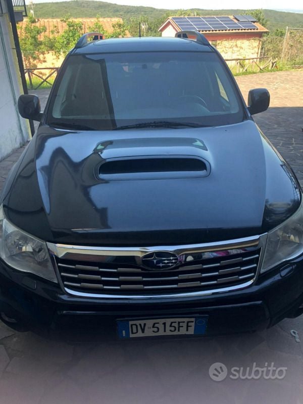 Nero Usata 2009 Subaru Forester SUV | 3500 € (Buon prezzo) - Immagine 1/4