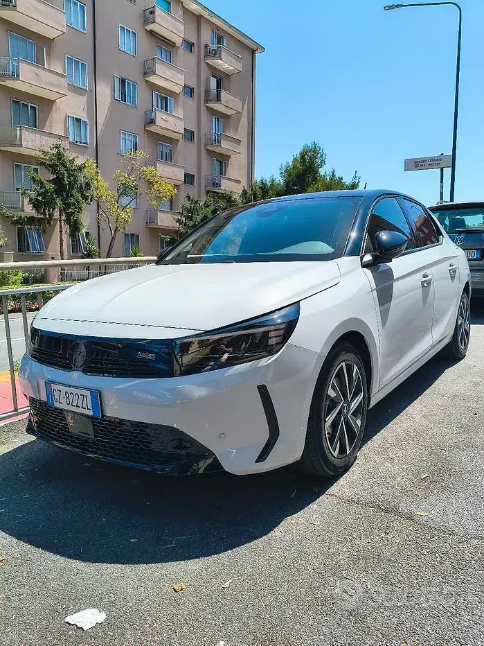 Usata Opel Corsa S 101 CV (74 kW) 2026 Utilitaria