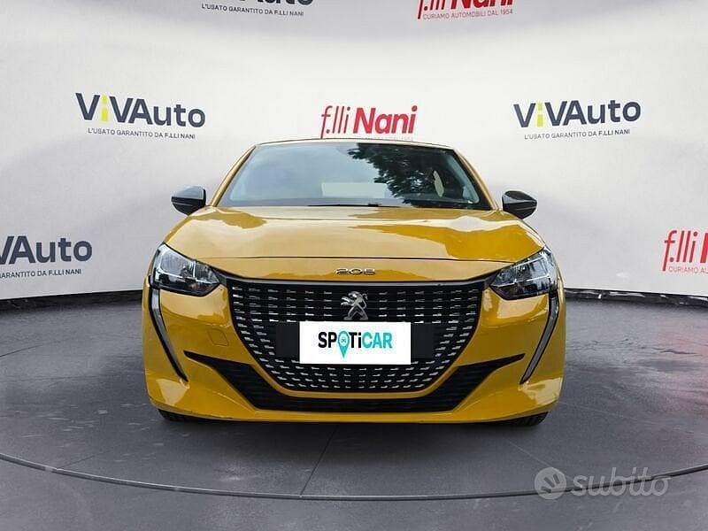 Usata Peugeot 208 Active 75 CV (55 kW) 2023 Giallo Utilitaria