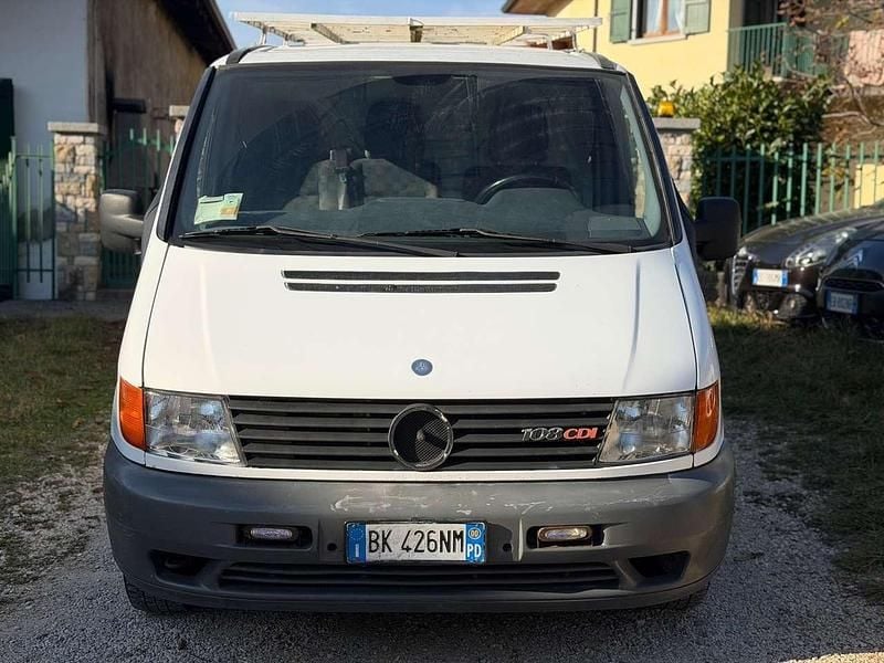 Usata Mercedes Vito 102 CV (75 kW) 2000 Bianco Furgone