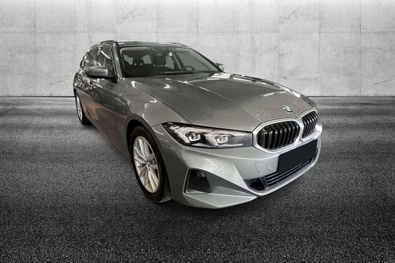 Grigio Usata 2022 BMW 318 Station wagon | 34.450 € (Molto cara) - Immagine 1/4
