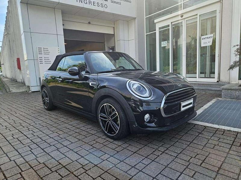 Usata Mini Cooper D Cabriolet Hype 116 CV (85 kW) 2018 Nero Cabrio