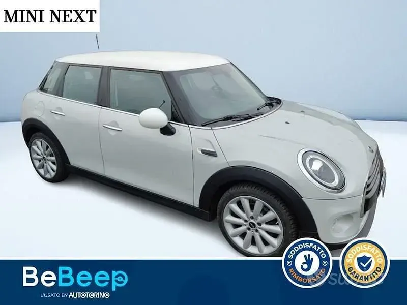 Usata Mini Cooper D Business 116 CV (85 kW) 2019 Grigio Utilitaria