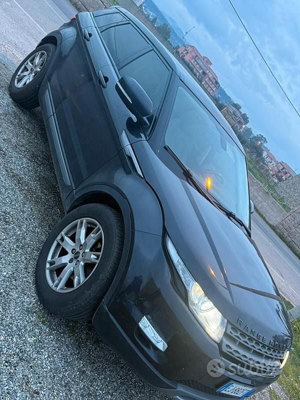Nero Usata 2012 Land Rover Range Rover evoque Station wagon | 10.500 € (Buon prezzo) - Immagine 1/4