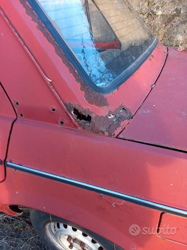 Usata Fiat 128 1970 Rosso Berlina