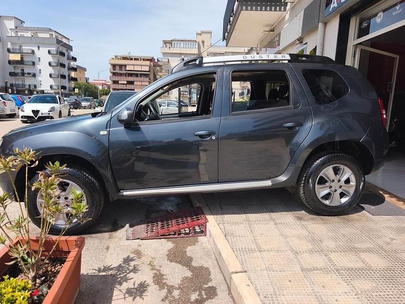 Usata Dacia Duster Lauréate 110 CV (80 kW) 2018 Grigio SUV