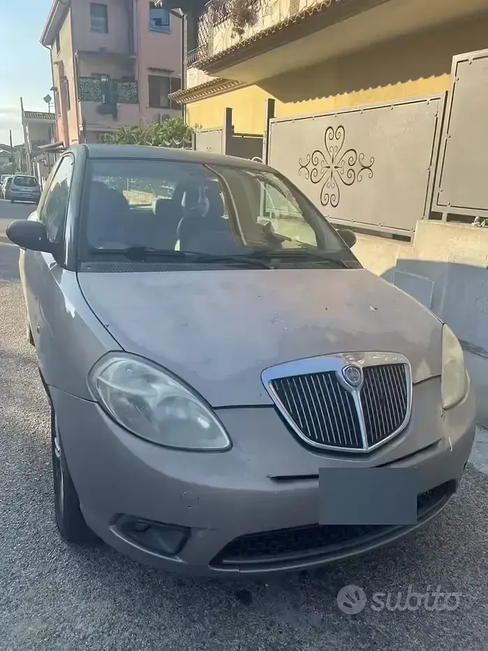 Usata Lancia Ypsilon 75 CV (55 kW) 2008 Utilitaria