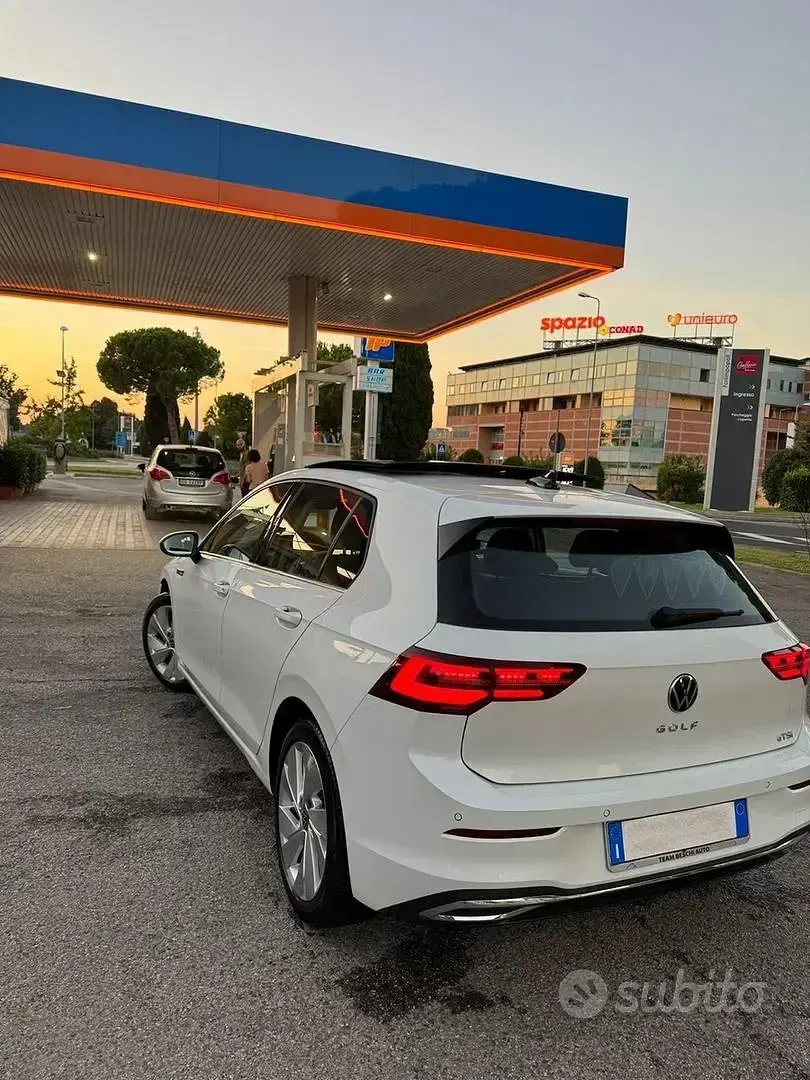 Usata VW Golf VIII 150 CV (110 kW) 2020 Bianco Berlina