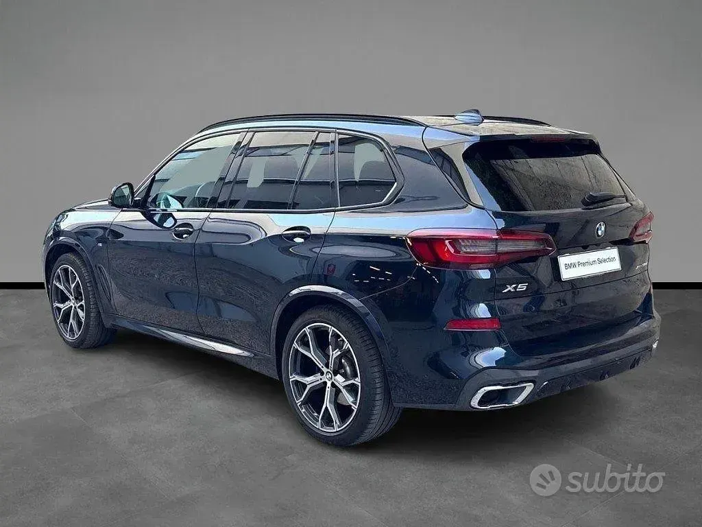Usata BMW X5 M Sport 286 CV (210 kW) 2022 Nero / metallizzato SUV