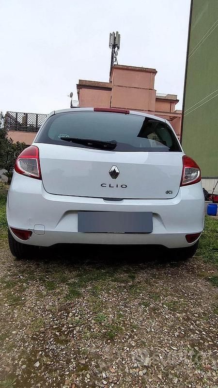 Usata Renault Clio II 2011 Bianco Berlina