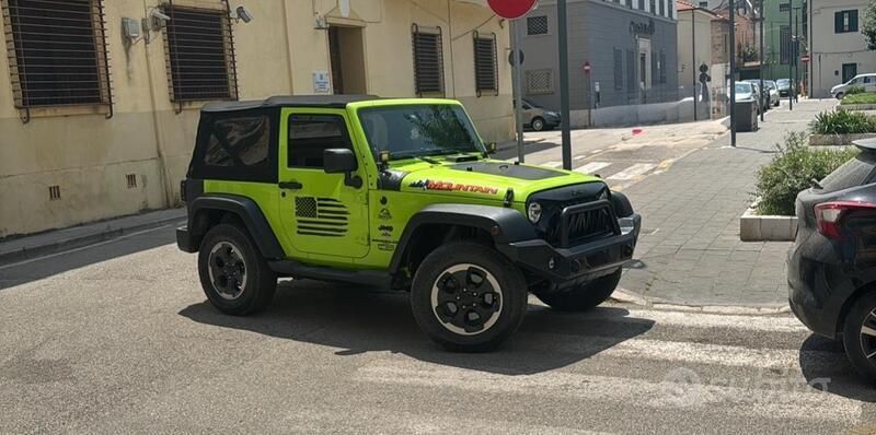 Usata 2013 Jeep Wrangler SUV | 34.599 € (Molto cara) - Immagine 1/1