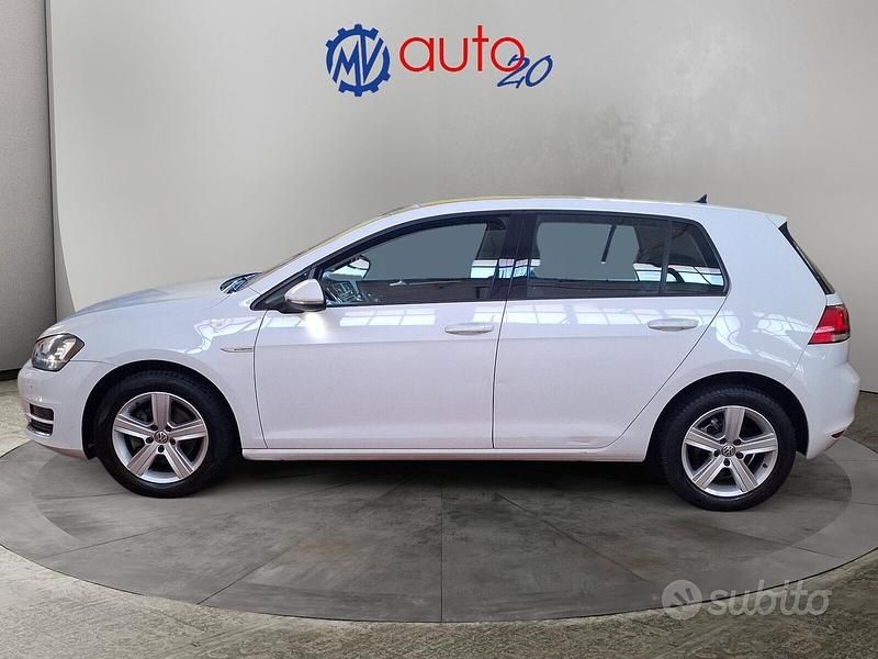 Brugt VW Golf VII Highline 110 HK (80 kW) 2014 Hvid Sedan