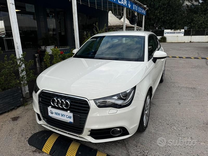 Bianco Usata 2010 Audi A1 Ambition Due volumi | 10.900 € (Cara) - Immagine 1/4