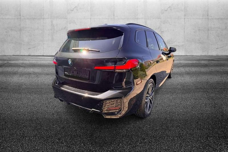 Usata BMW 218 Active Tourer M Sport 136 CV (100 kW) 2023 Nero Monovolume