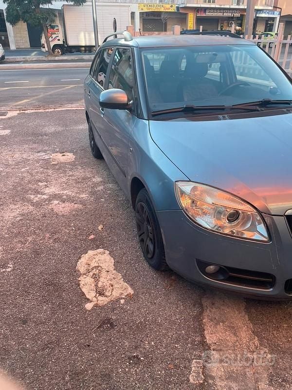 Usata Skoda Fabia 69 CV (50 kW) 2008 Blu Berlina