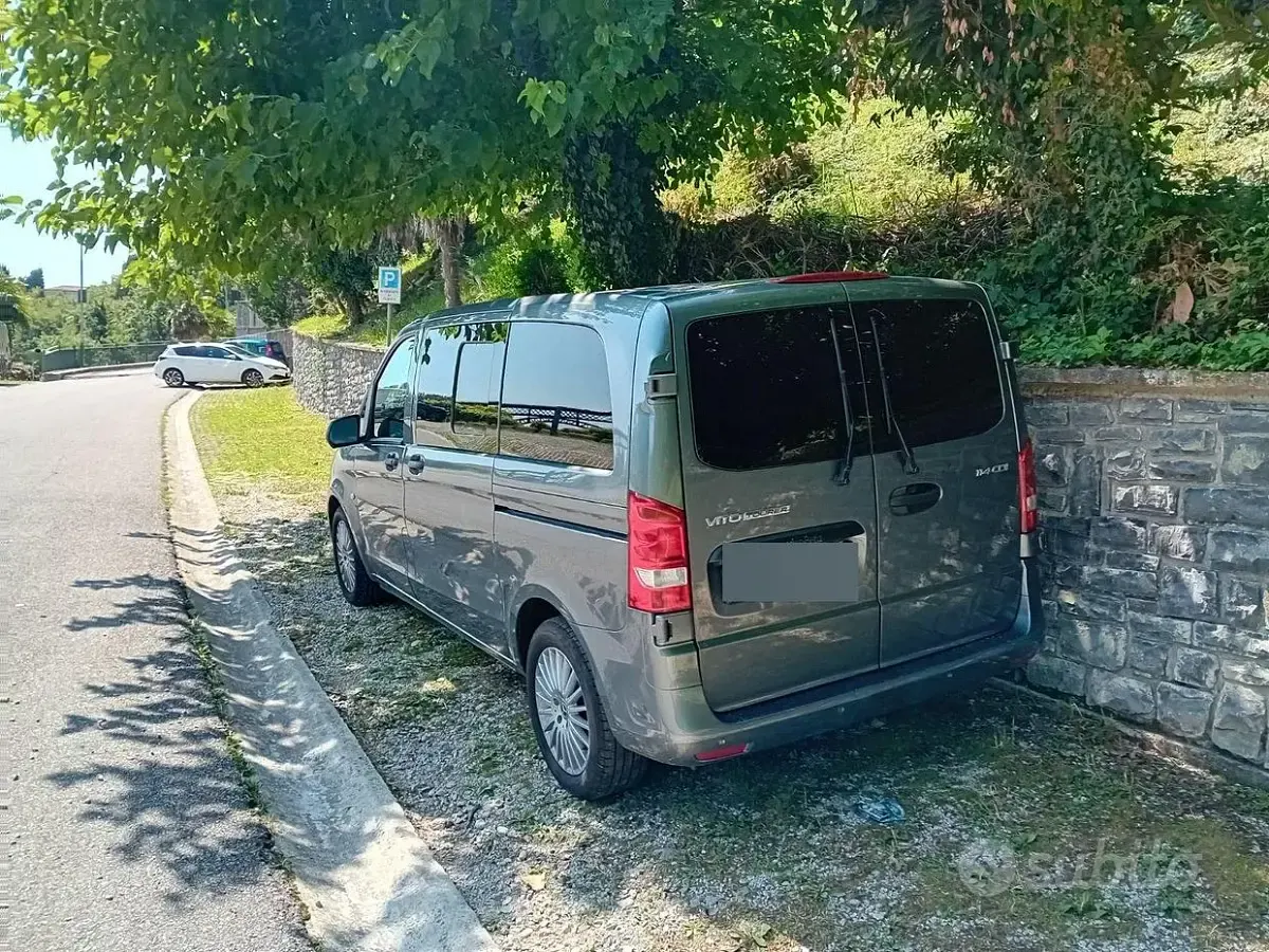 Usata Mercedes Vito 136 CV (100 kW) 2021 Grigio Furgone