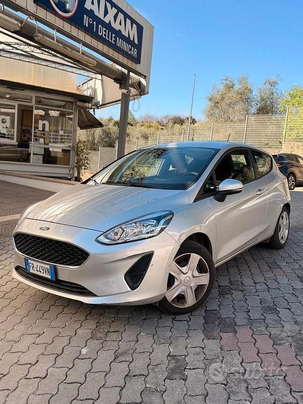 Usata Ford Fiesta 85 CV (62 kW) 2018 Grigio Utilitaria