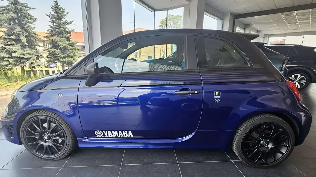 Usata Abarth 595 165 CV (121 kW) 2021 Blu/azzurro Utilitaria