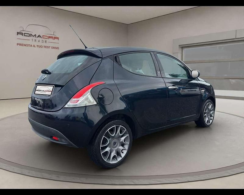 Usata Lancia Ypsilon S 85 CV (62 kW) 2012 Blu met Utilitaria