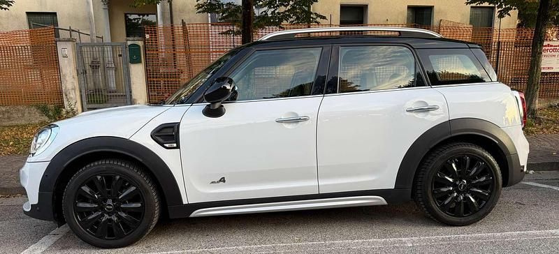 Usata Mini Cooper D Countryman Hype 150 CV (110 kW) 2020 Bianco SUV