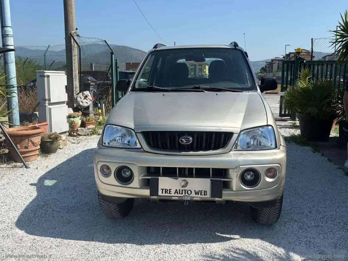 Usata Daihatsu Terios 86 CV (63 kW) 2004 Beige SUV