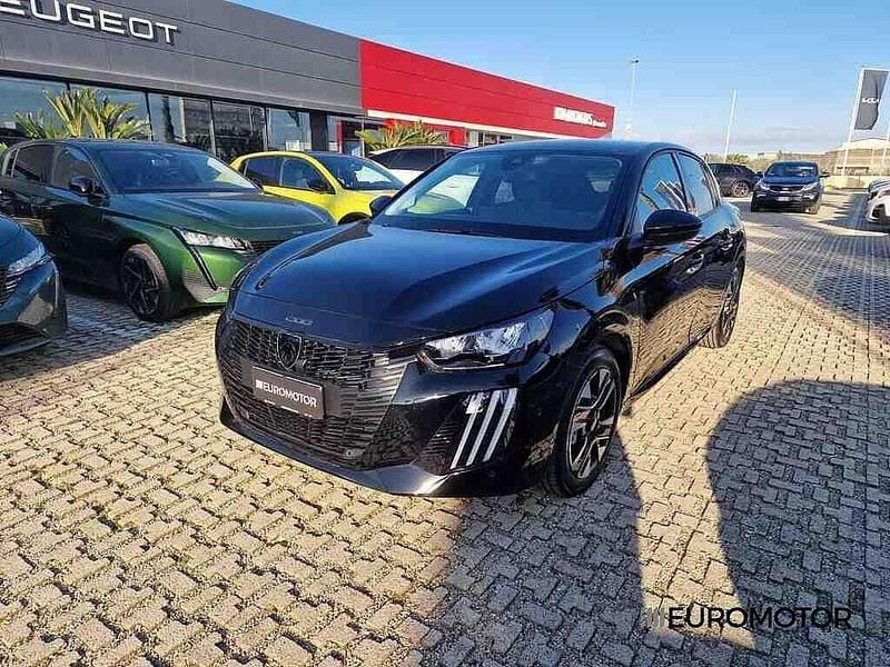 Usata Peugeot 208 Allure 101 CV (74 kW) 2025 Utilitaria