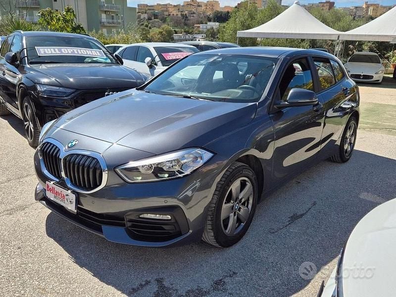 Usata BMW 116 Advantage 116 CV (85 kW) 2020 Grigio Utilitaria