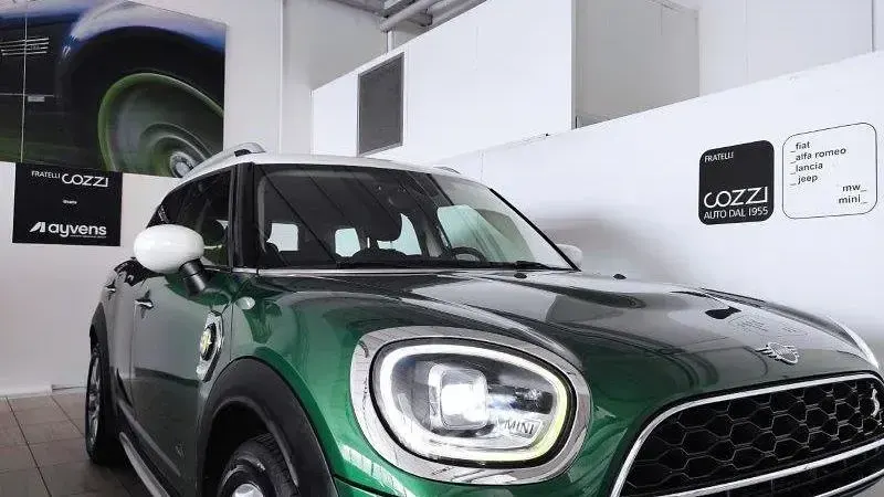 Usata Mini Cooper Countryman 125 CV (91 kW) 2020 Verde SUV