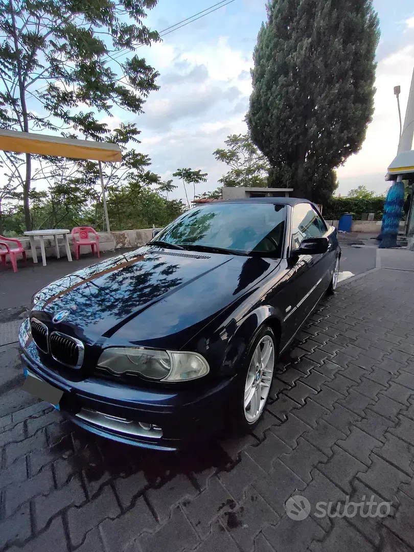 Usata BMW 330 Cabriolet 231 CV (169 kW) 2001 Blu Cabrio