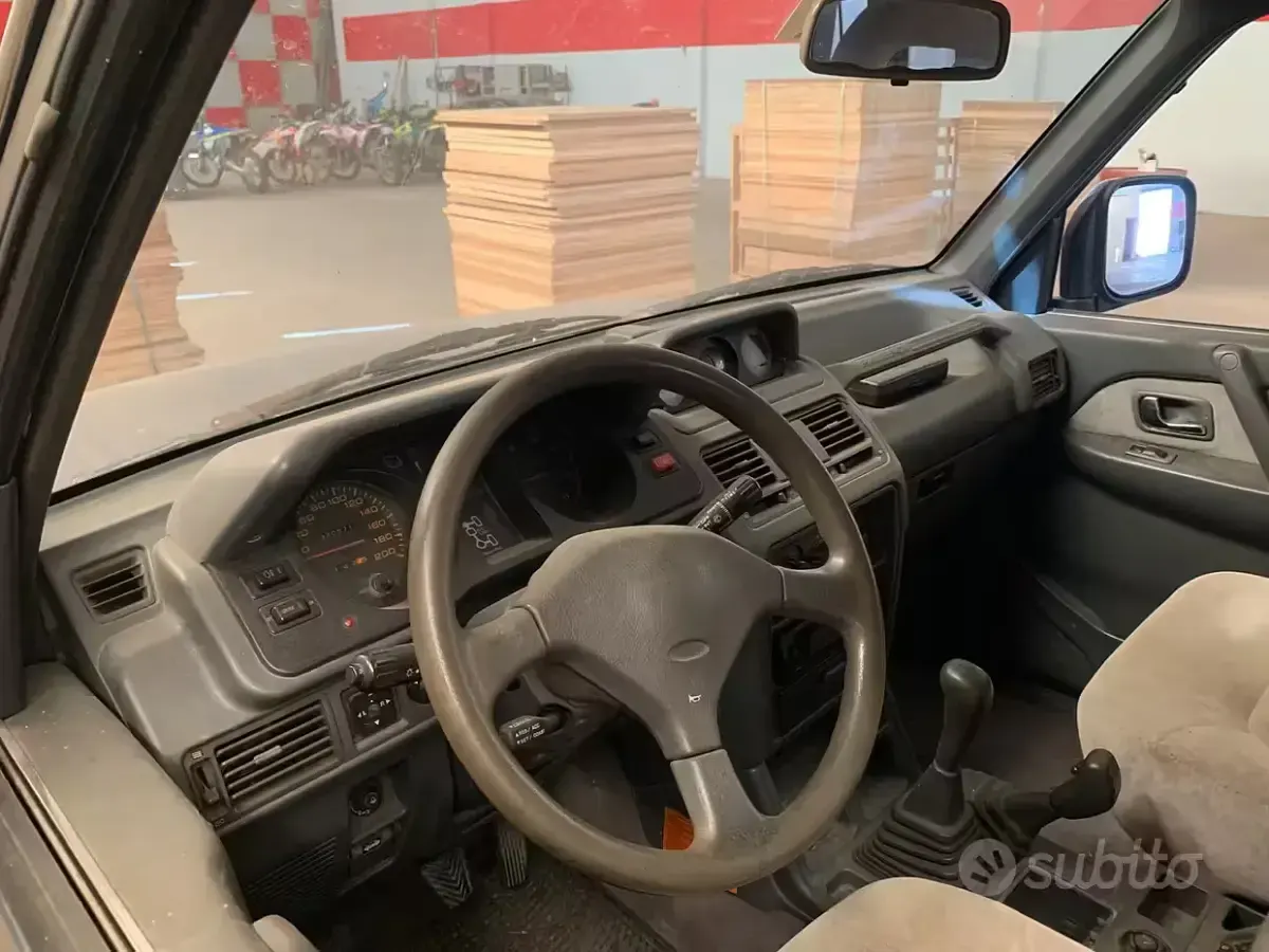 Usata Mitsubishi Pajero 1992 Blu SUV