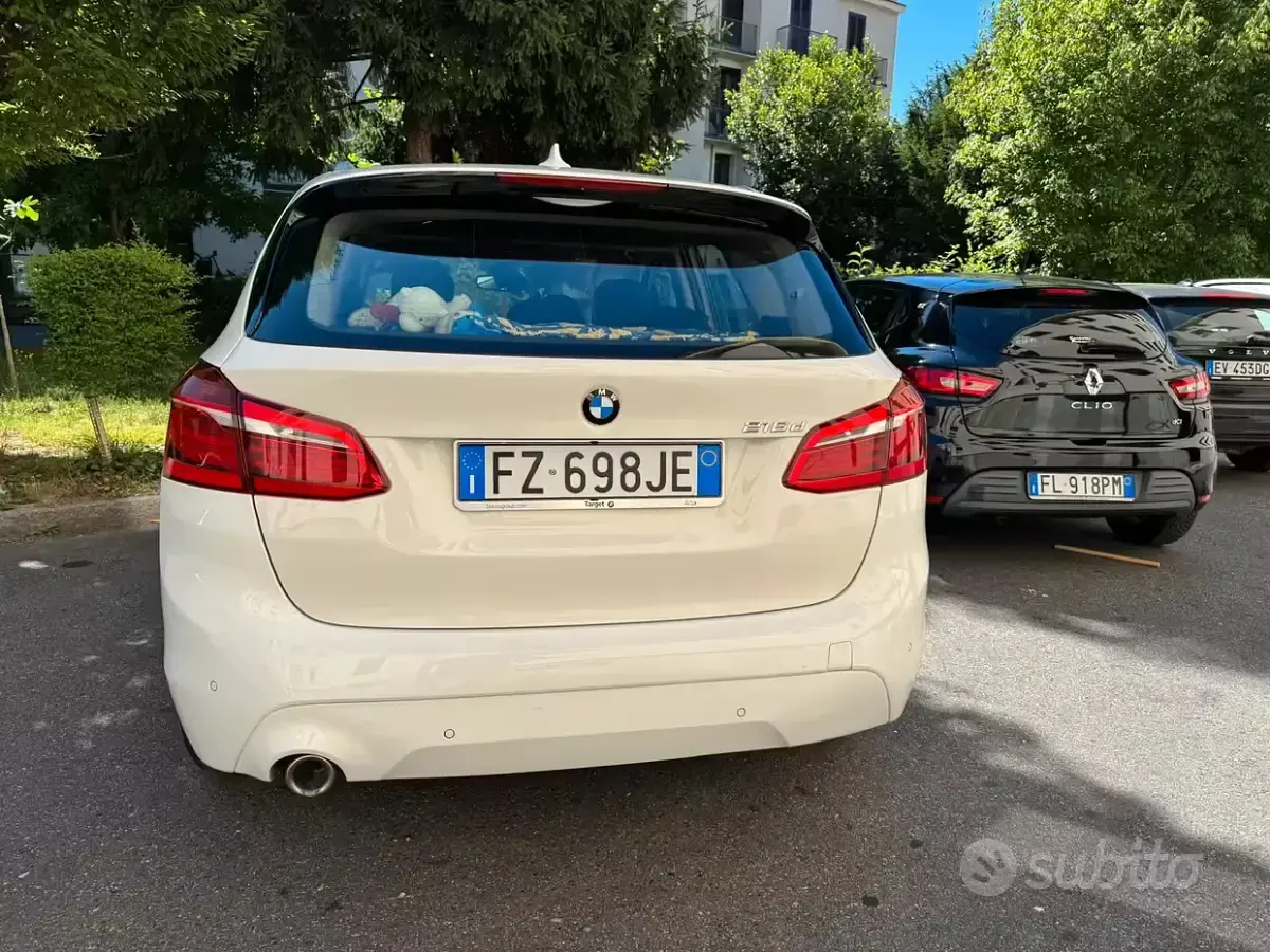 Usata BMW 216 Efficient Dynamics 116 CV (85 kW) 2019 Bianco Station wagon