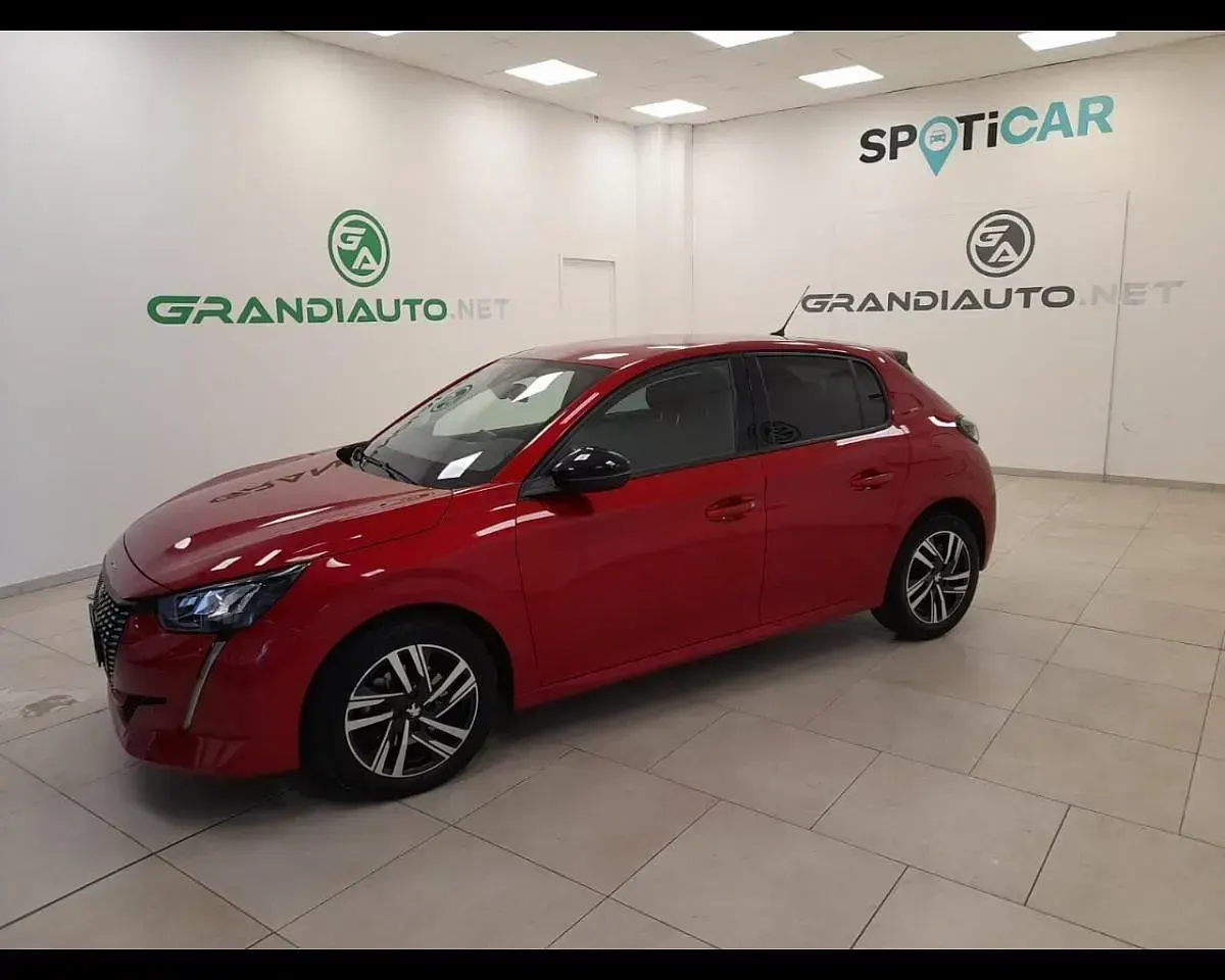 Usata Peugeot 208 Allure 102 CV (75 kW) 2022 Rosso Utilitaria