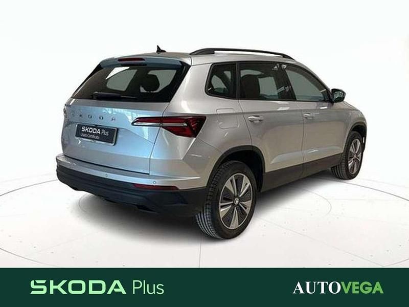 Usata Skoda Karoq Executive 116 CV (85 kW) 2023 Grigio / pastello SUV